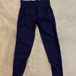 Fabletics Seamless Crop leggings